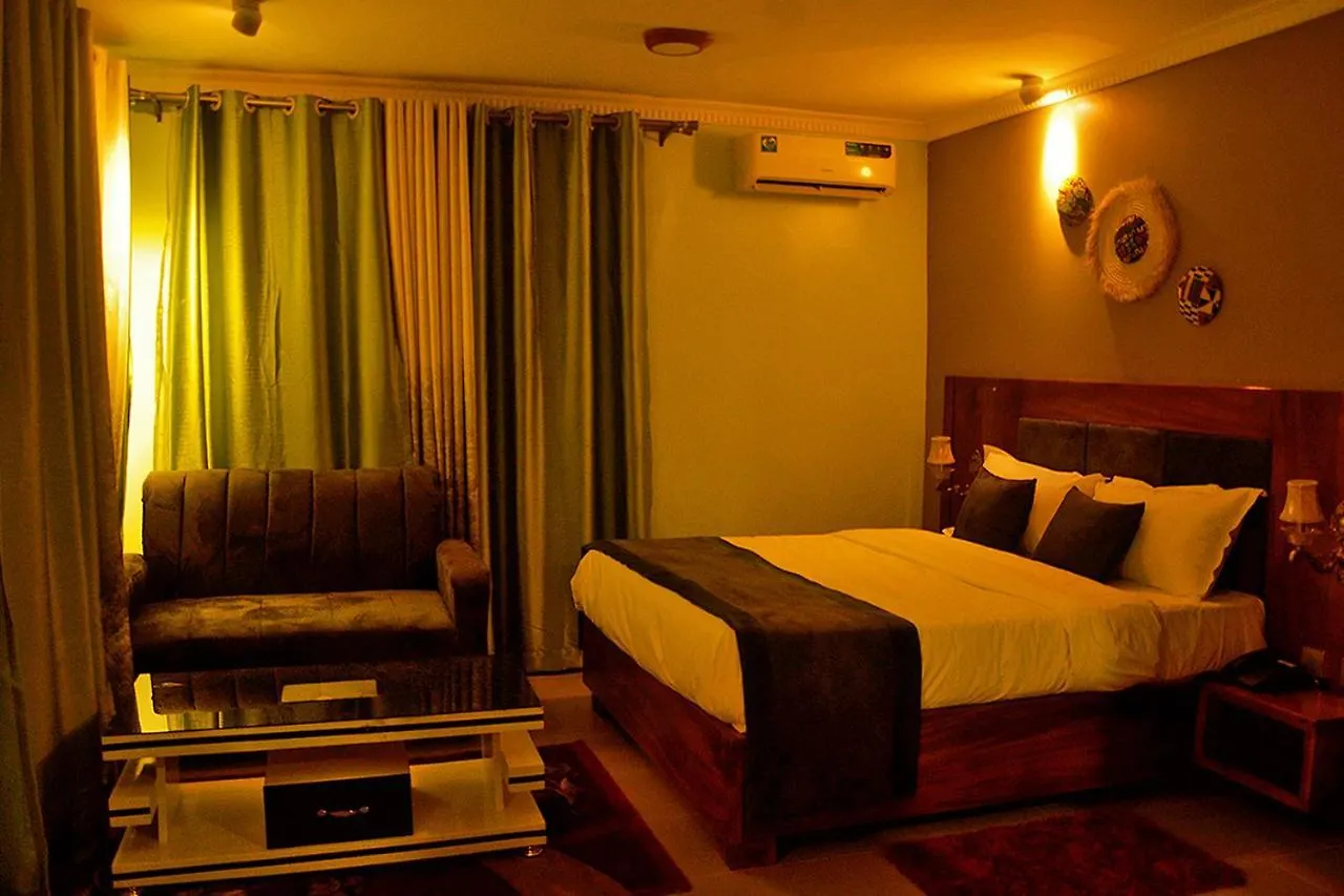 Jordan One Apartments Καμπάλα